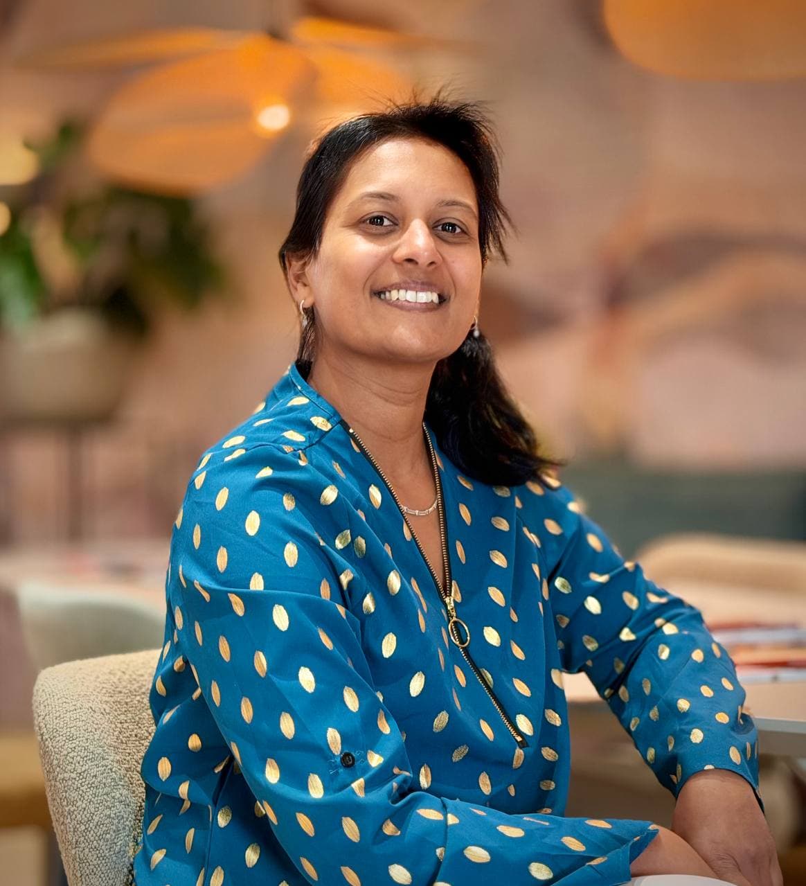 Wanda Flores-Magahoe, Praktijkhouder